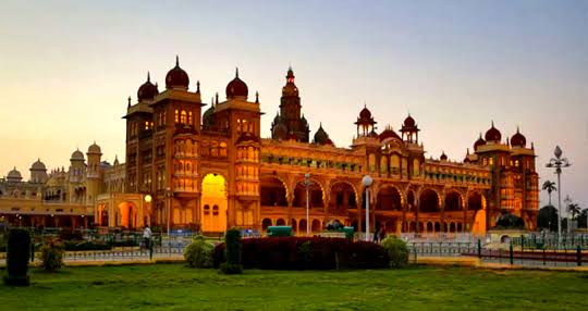 Karnataka Tour Packages